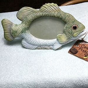 Largemouth Bass picture frame and sign.